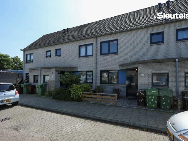 6, Elisabeth Brugsmastraat, 2331 CN, Leiden