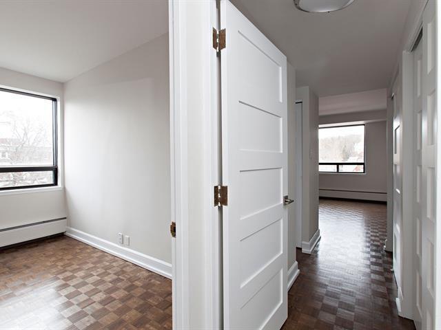 #6 F 4501 Rue Sherbrooke O