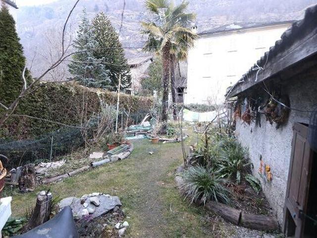 6 Familienhaus mit Garten / casa con 6 appartamenti con giardino | dreamo. Ch