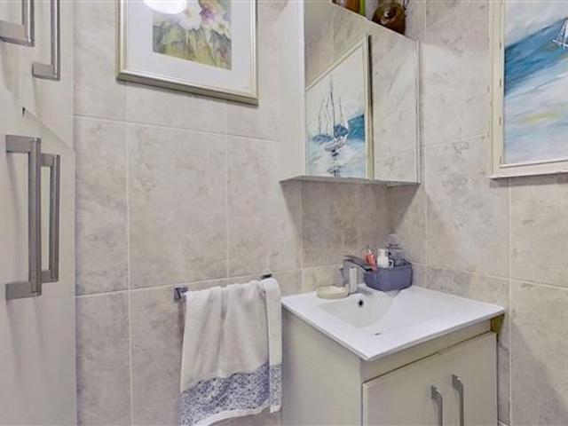 6 Ferndale Court, Rathmichael, Co. Dublin DNG Bray 4918 MyHome. Ie Residential