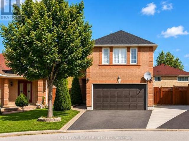 6 Flaming Oak Court, Brampton, ON, L6Y 4G5 house for sale | Listing ID W13515 | Royal LePage