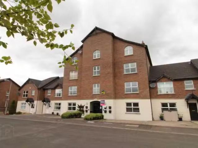 6 Gateside Park