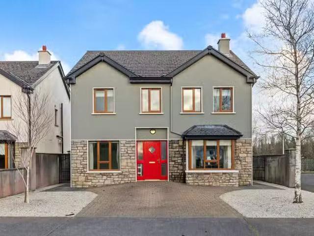 6 Gleann Darach, Swinford, Co. Mayo, F12V402 is for sale