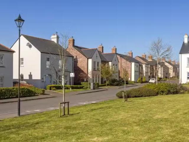 6 Hartley Hall Green