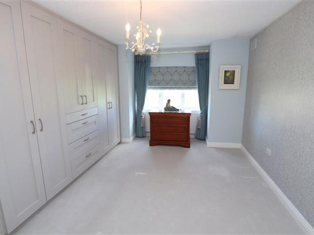 6 Harvest Way, Wheaton Hall, Drogheda, Louth Thomas Byrne Auctioneers & Valuers 4916 MyHome. Ie Residential