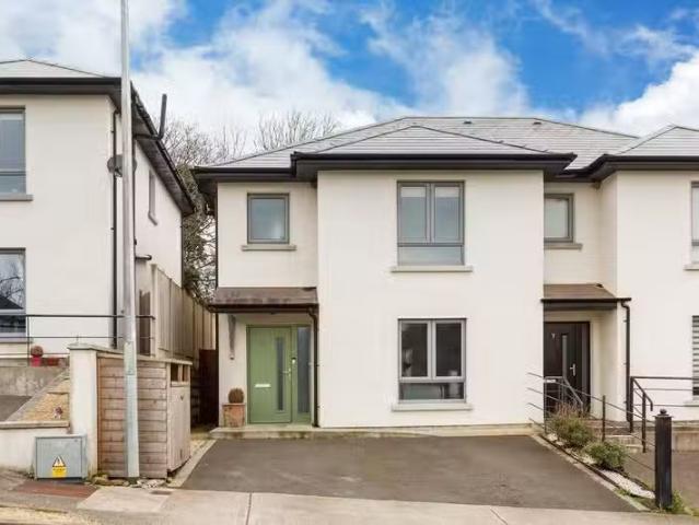 6 Killians Glen, A67R297 is for sale
