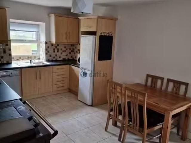 6, Kiltormer, Co. Galway is for rent