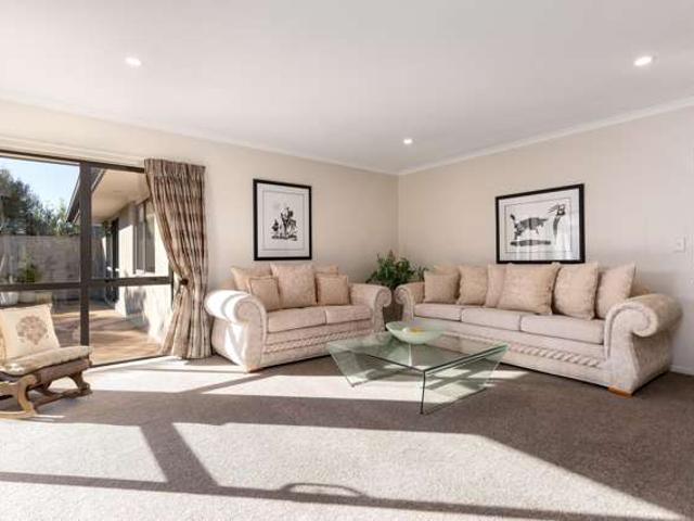 6 Kinsella Crescent, Aidanfield, Christchurch City