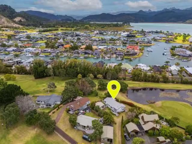 6 Lake Court, Pauanui, Thames Coromandel