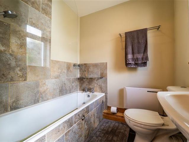6 Lime Kiln Lane, Harold's Cross D12, Dublin 12 REA McGee 4927 MyHome. Ie Residential
