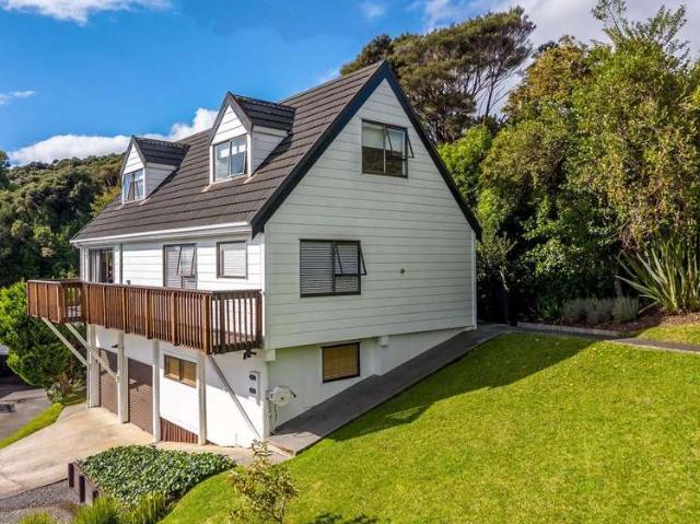 6 Puketiro Place, Paihia, Far North