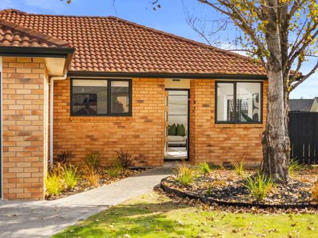 6 Pakaraka Drive, Papakura