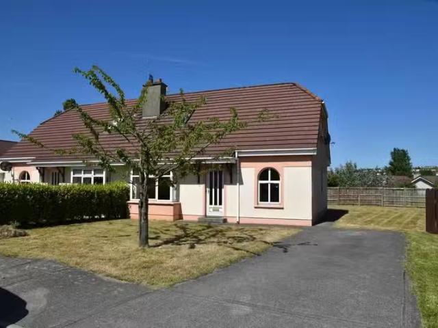 6 Parkview Drive, Letterkenny, Co. Donegal is for rent