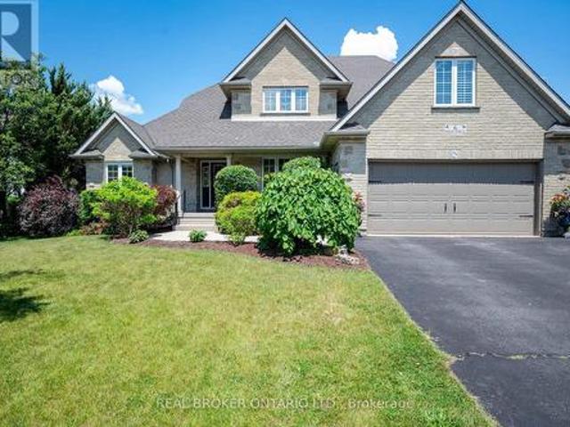6 Pioneer Tower Crescent, Kitchener, ON, N2P 2L2 house for sale | Listing ID X13458 | Royal LePage