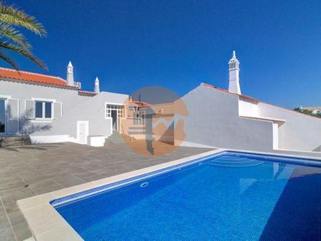 6 quarto, Vila Real de Santo António Faro 98686007