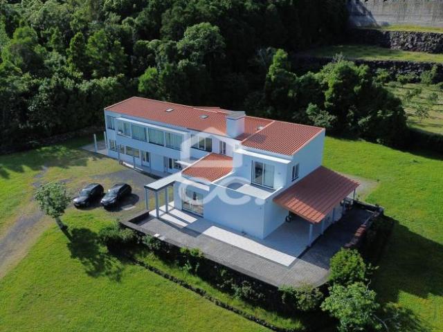 6 quarto, Angra do Heroísmo Ilha Terceira 103371424