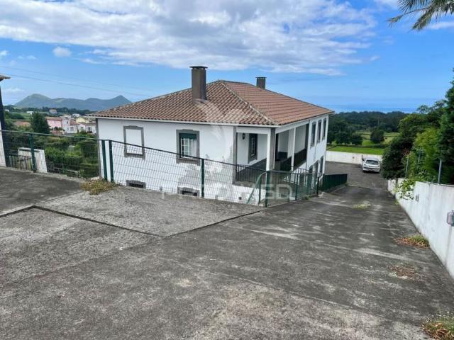 6 quarto, Angra do Heroísmo Ilha Terceira 105086895
