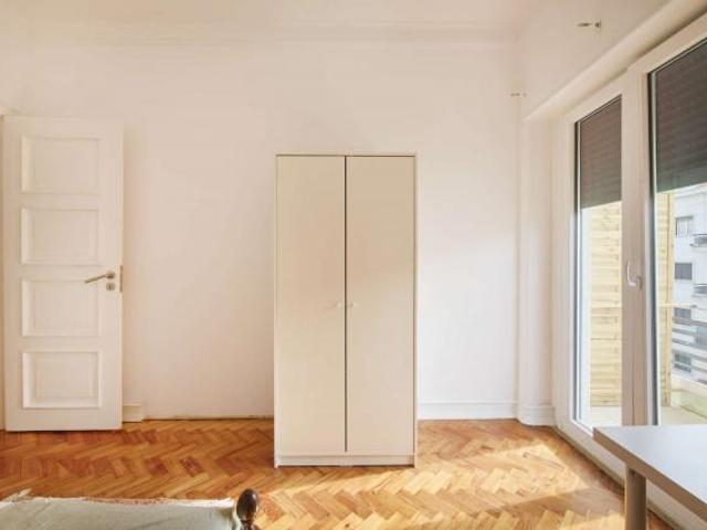 6 quarto, Lisbon Lisbon 1700 227 LS84497413