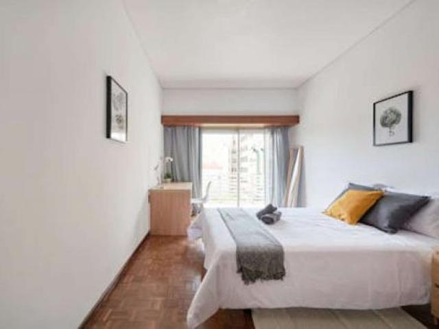 6 quarto, Lisbon Lisbon 1000 286 LS86892882
