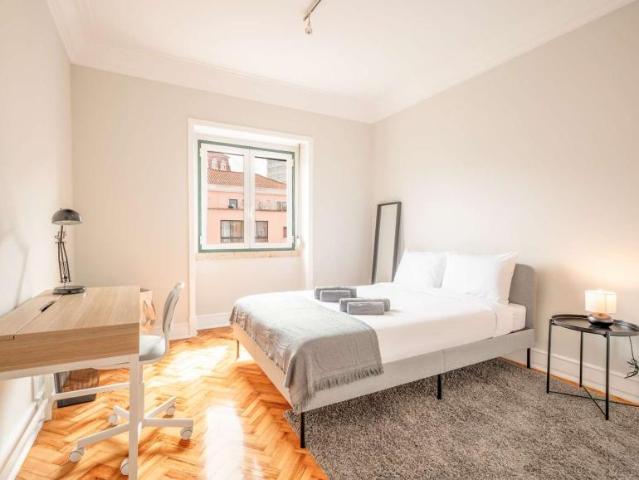 6 quarto, lisbon lisbon 1000 300 101481217