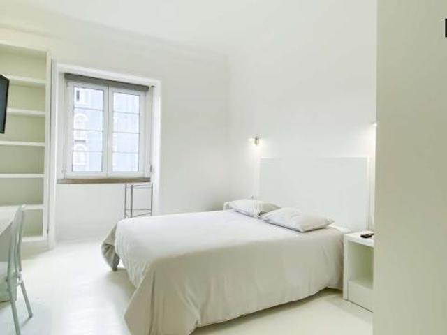 6 quarto, Lisbon Lisbon 1050 056 LS69984833
