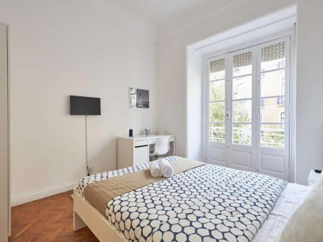 6 quarto, lisbon lisbon 1150 108 101770866