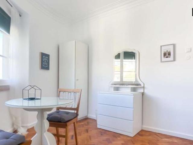 6 quarto, Lisbon Lisbon 1170 386 LS74360585
