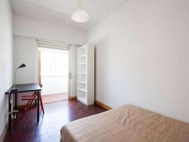 6 quarto, Lisbon Lisbon 1350 177 LS70446832