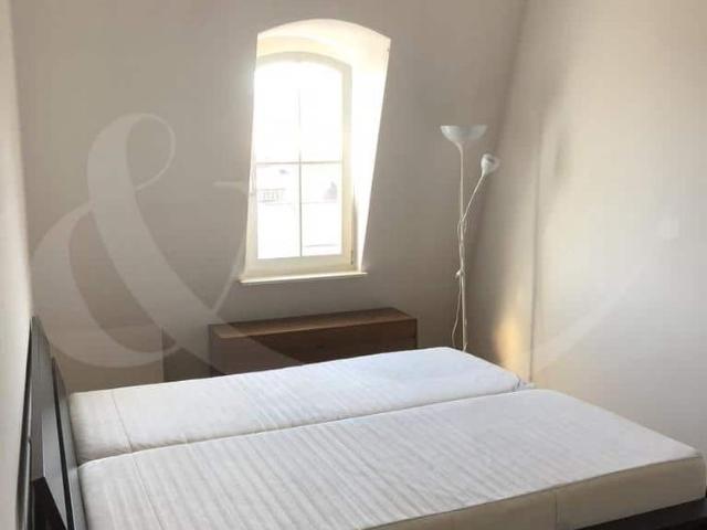 6 Rue Bautte, 3 pièces