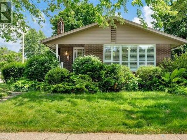 6 Ruskview Road Unit# 1, Kitchener, ON, N2M 4S2 house for lease | Listing ID 40842 | Royal LePage