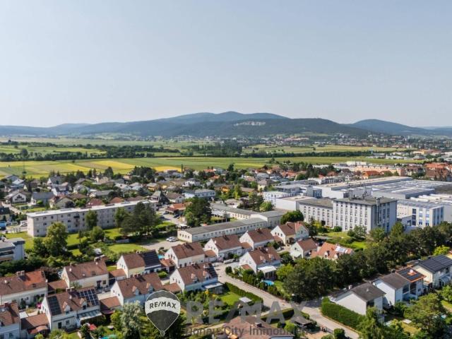 6 Reihenhäuser– exklusiv, modern & sofort schlüsselfertig!“