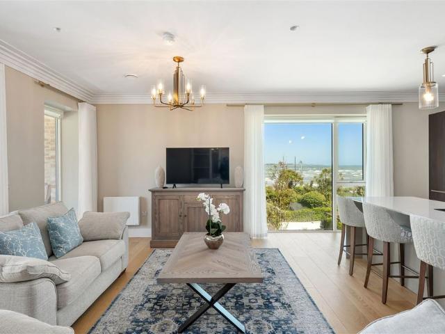 6 Robswall just beside the village & Sea views, Malahide, County Dublin