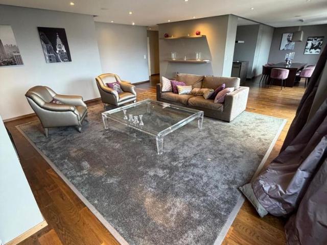 6 room apartment in Geneva