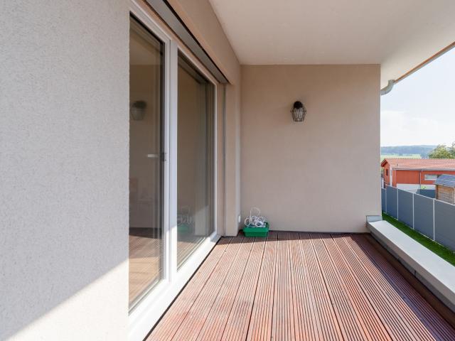 6 room house for your family with the option of a studio | dreamo. Ch