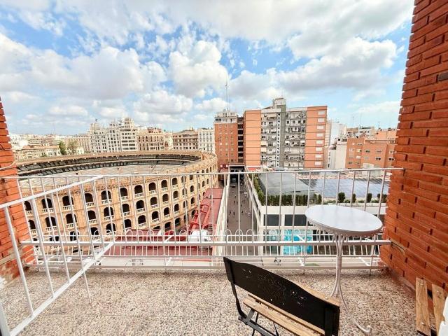 6 room luxury Apartment for rent in Valencia, Spain