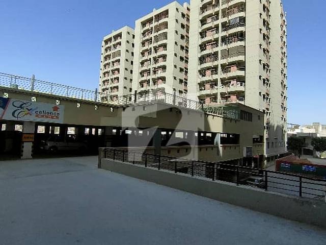 6 room's abdullah sports tower flat for rent