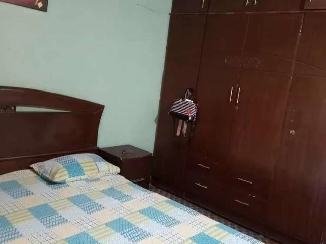 6 Rooms Corner apartment, Road facing side. Demand 46 lacs negotiable Karachi Shadman Town ID 19044