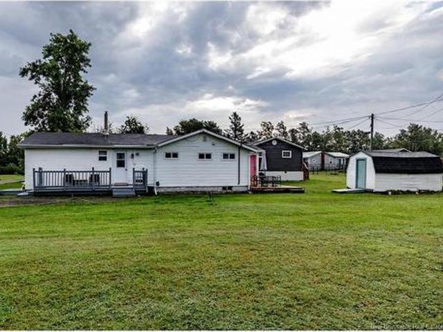 6 Ste Marie St, Grand Barachois, NB, E4P 8N5 house for sale | Listing ID NB114442 | Royal LePage