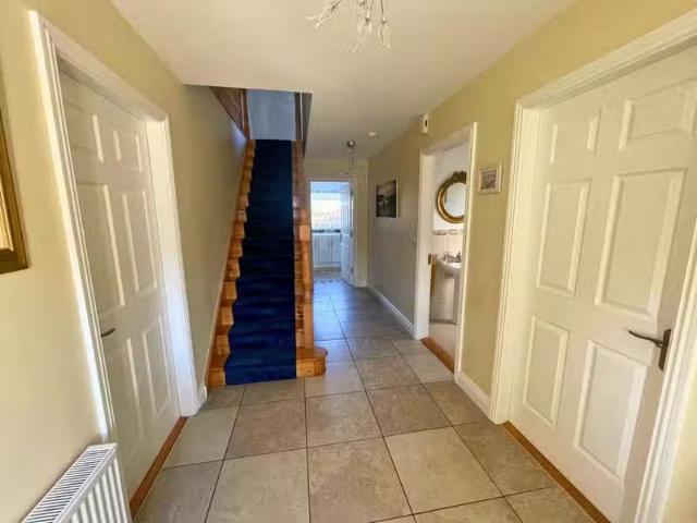 6 Stradbally More, Stradbally, Co. Waterford, X42PK44 is for s.