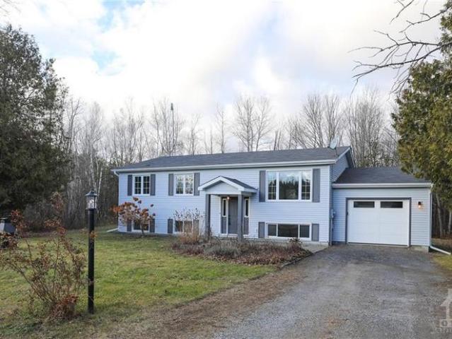 6 SUGAR MAPLE Way