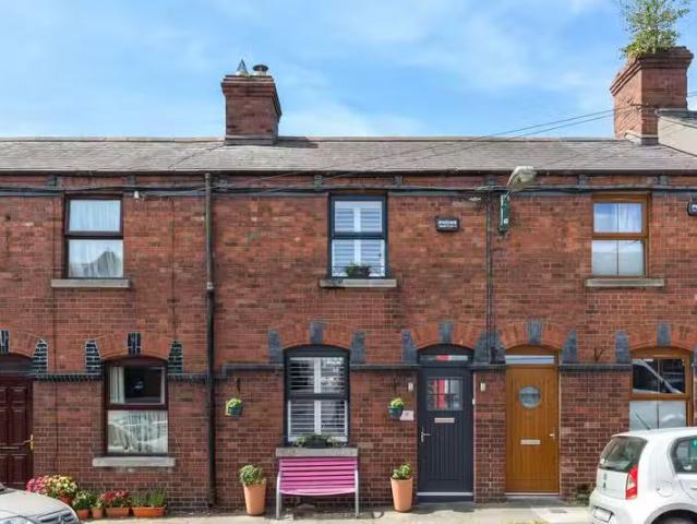 6 Sullivan Street, Stoneybatter, Dublin 7, D07WV72 is for sale
