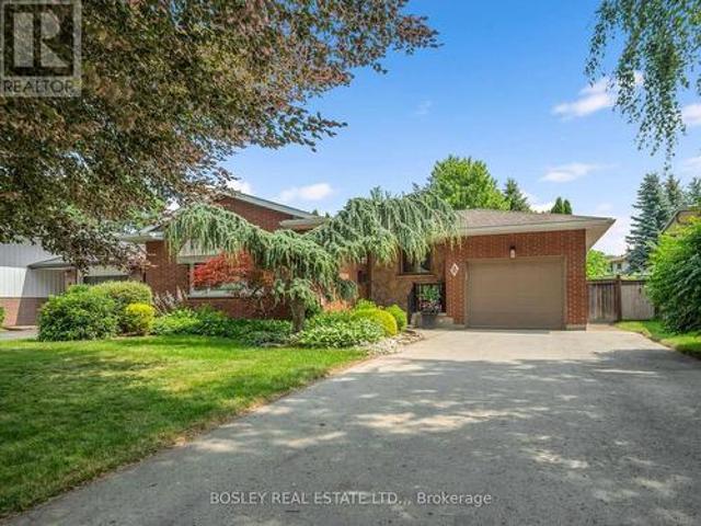 6 Samuel Court, St. Catharines Lakeshore, ON, L2M 6M2 house for sale | Listing ID X13584 | Royal LePage
