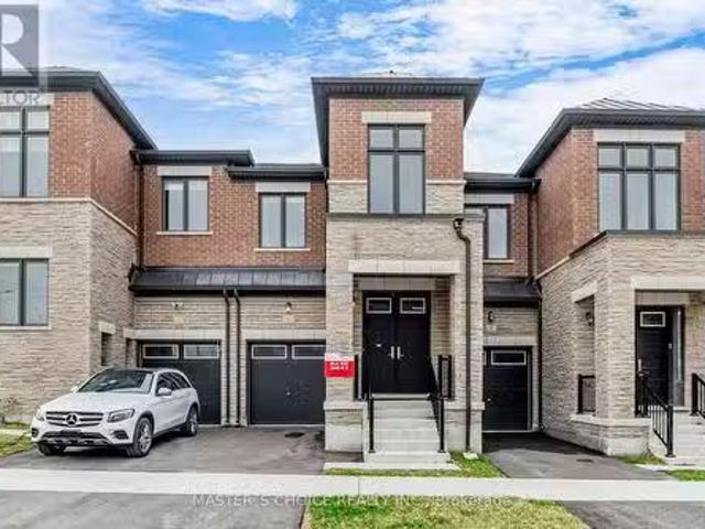 6 Schmeltzer Crescent, Richmond Hill, ON, L4E 1H8 house for.