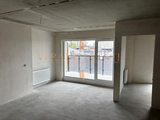 6 Sierpnia 37,91 m², Łódź