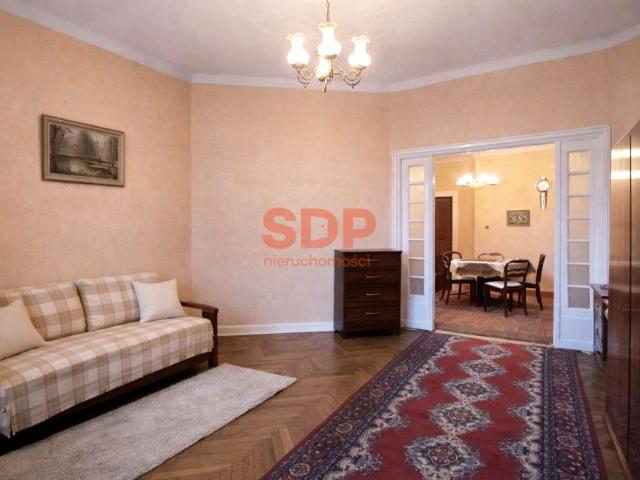 6 Sierpnia 77,60 m², Łódź