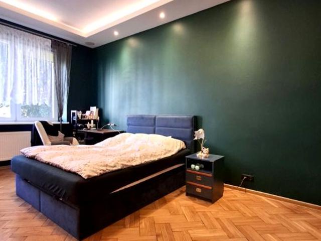 6 Sierpnia 83,18 m², Łódź