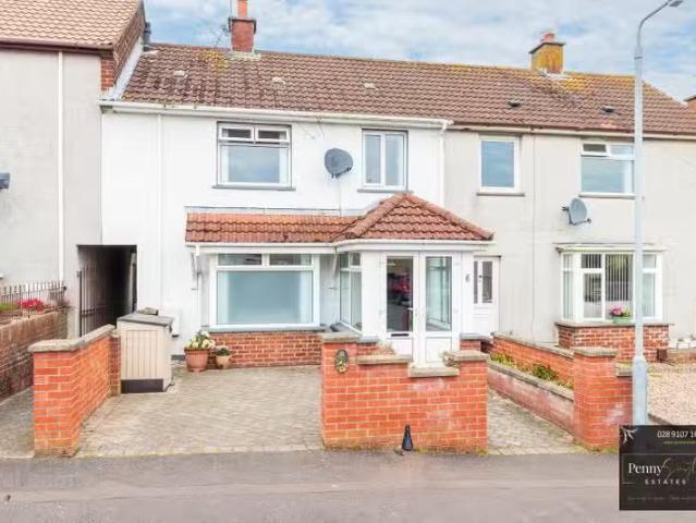 6 Springwell Gardens