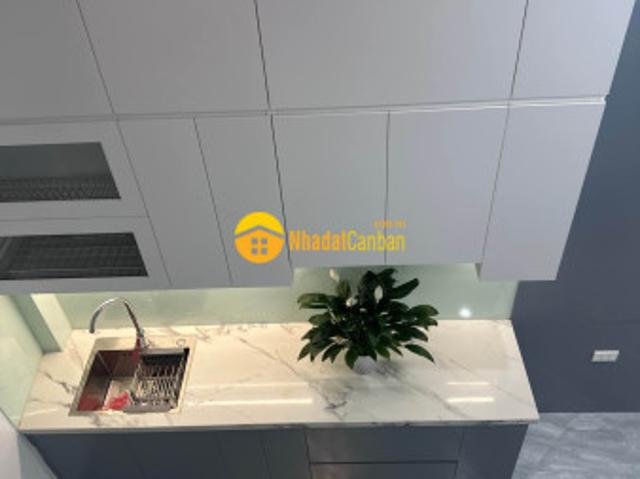 6 tỷ hơn có nhà gần hồ ba mẫu 28m2 x 4t, ngõ thông thoáng, full nội thất, về ở ngay