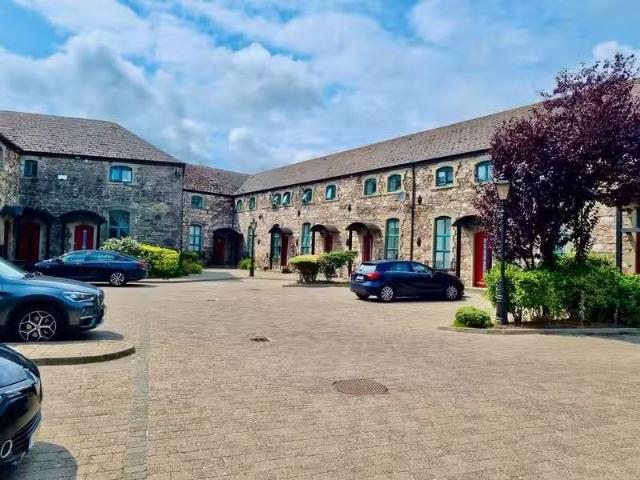 6 The Pillar, King Street, Wexford Town, Co. Wexford, Y35V82W.