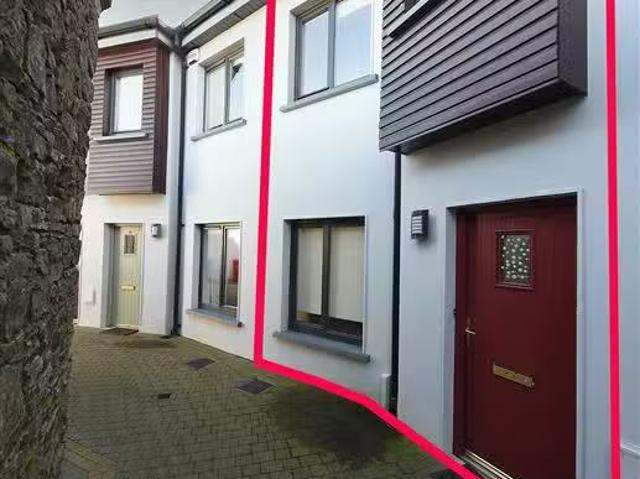 6 The Shambles, Allen Square, Bandon, Cork